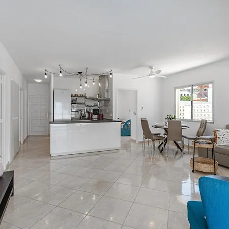 Villa Wonderful In Sueno Azul With Private Pool *